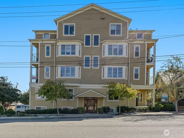 1215 Lawrence Street #202, Port Townsend, WA 98368