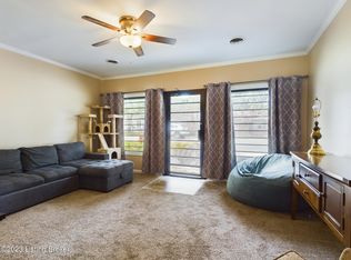 613 Country Club Rd, Louisville, KY 40206