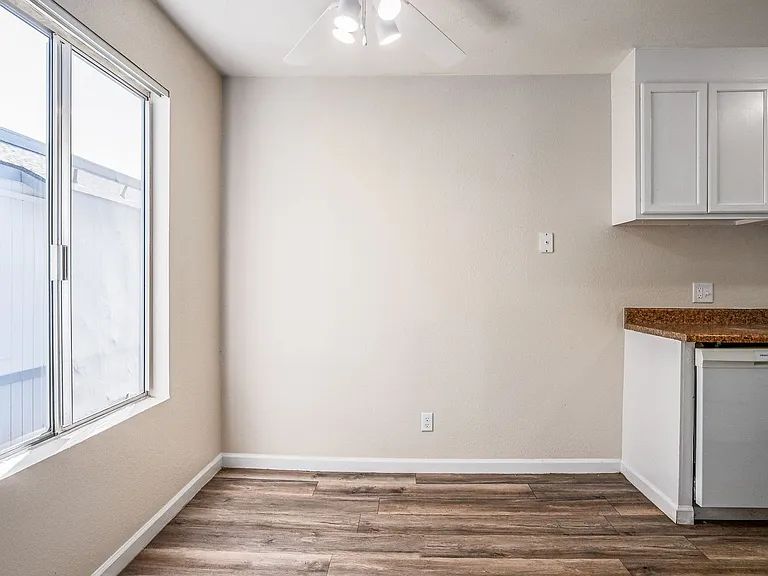 Park View Estates — Photo 24