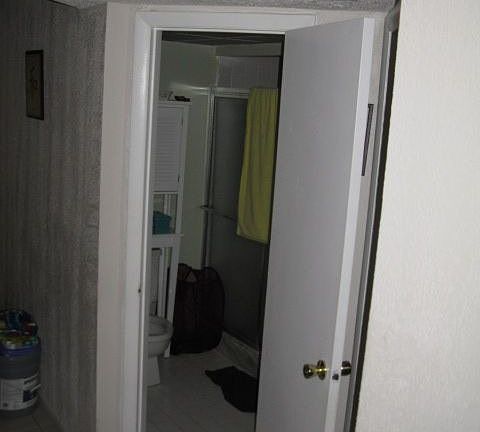 3rd image of 8020 Fairview Dr APT 202