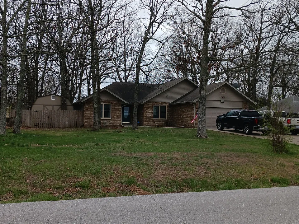 200 Stan Harriman Blvd