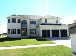 319 Academy Ave, Matteson, IL 60443