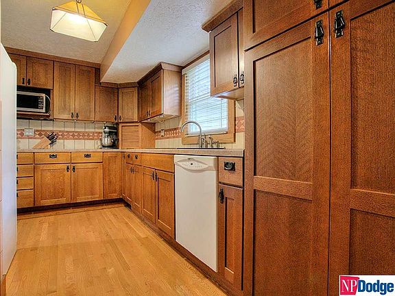 5th image of 7730 Pine Cir