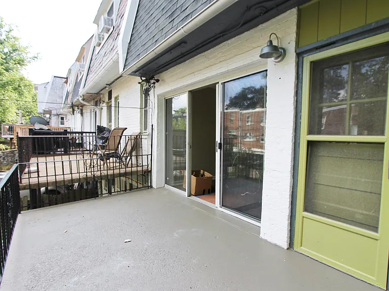 346 E Meehan Ave — Photo 31