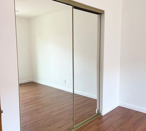 4th image of 801 W La Verne St APT 6