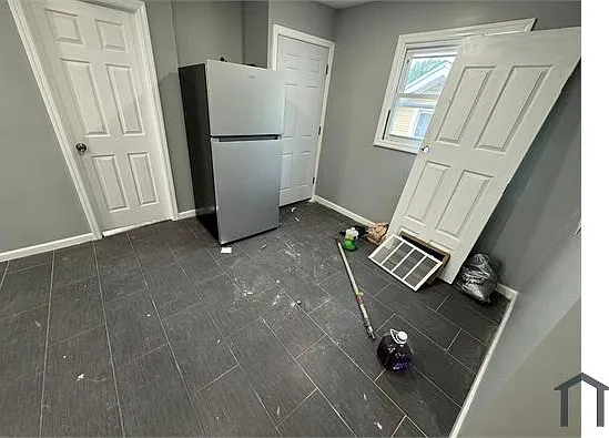 264 Vermont Ave #3 — Photo 5