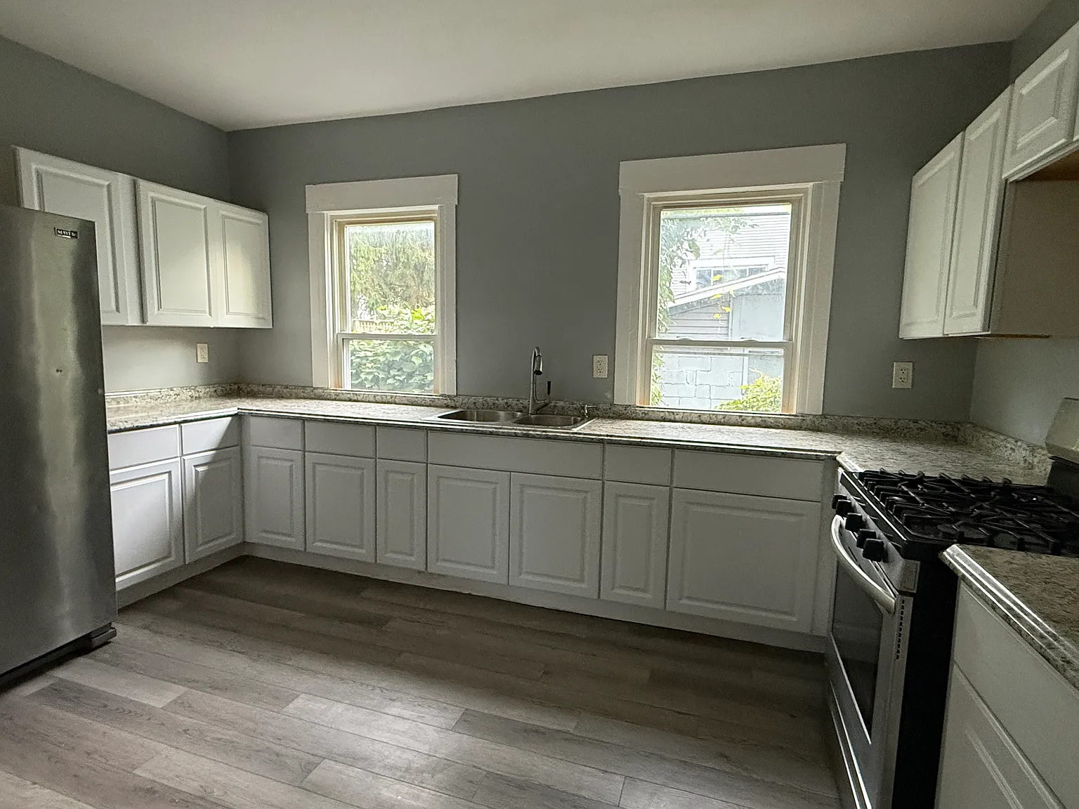 4 bed, 1600 sqft, $2,000 — Photo 3