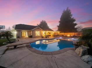 3030 Clear Water Ct, Redding, CA