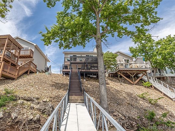3rd image of 1104 Whippoorwill Ln