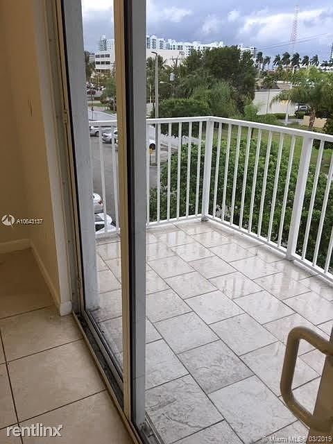 1st image of 1555 N Treasure Dr APT 307