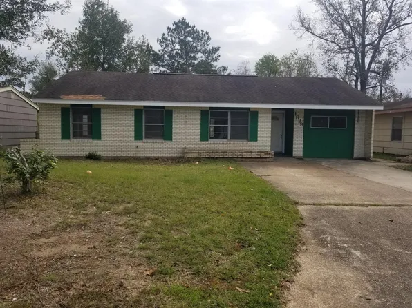 1839 Robin Ave, Orange, TX 77632