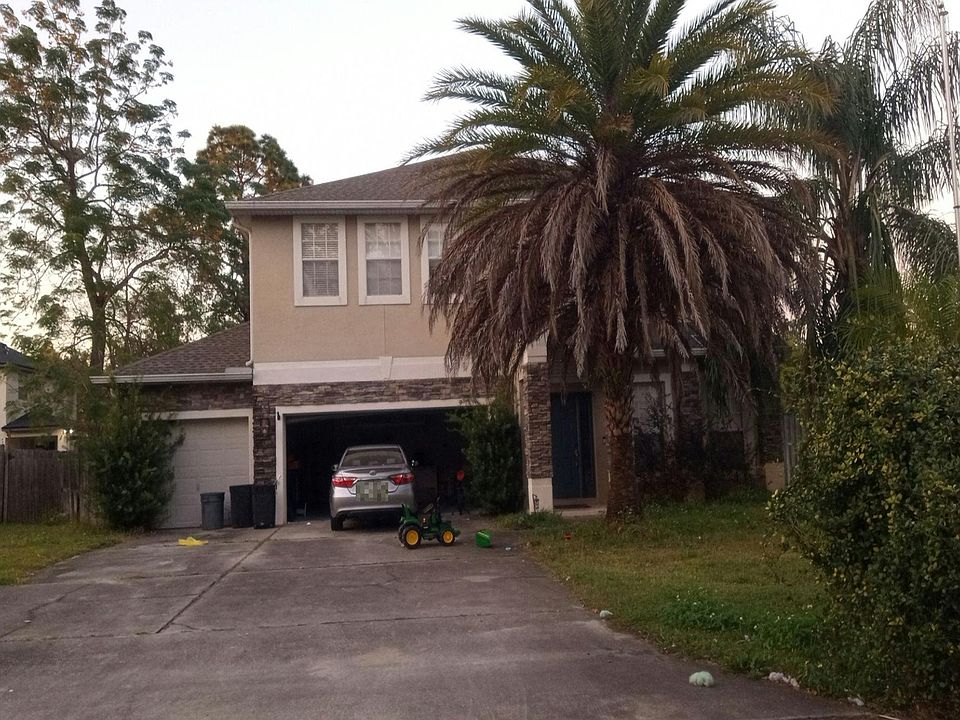 1st image of 860 Charlotte St