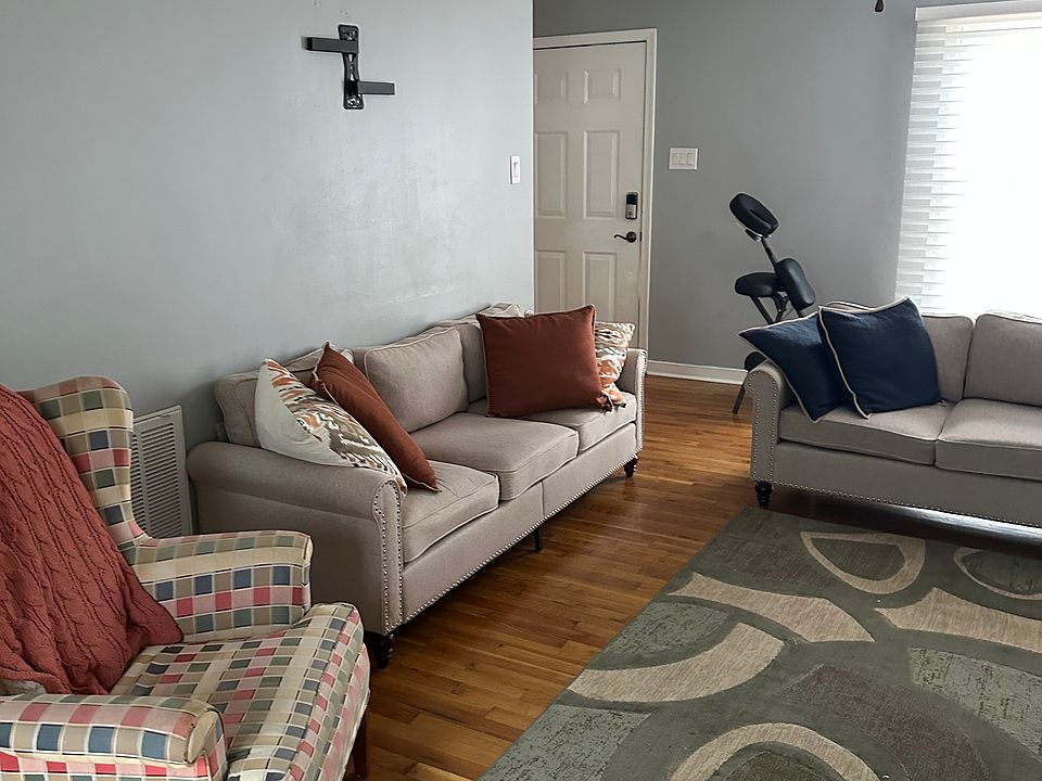 1st image of 4616 River Mill Ct #1