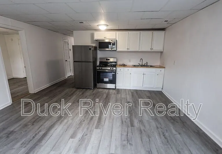 1409 Highland Ave — Photo 4