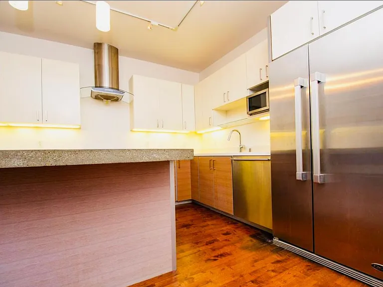 20 Boardman Pl #2 — Photo 3