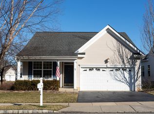 5 Hartack Rd, Manalapan, NJ 07726