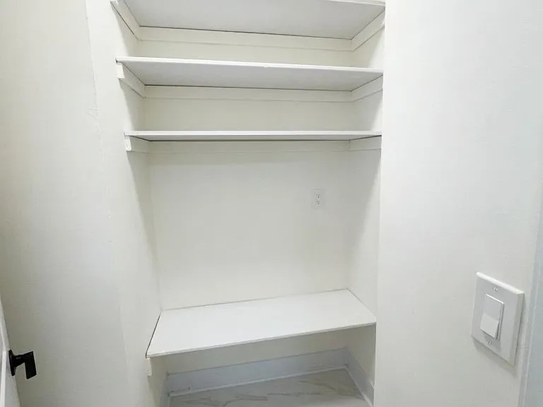 186 Isabella Ave #1 — Photo 10