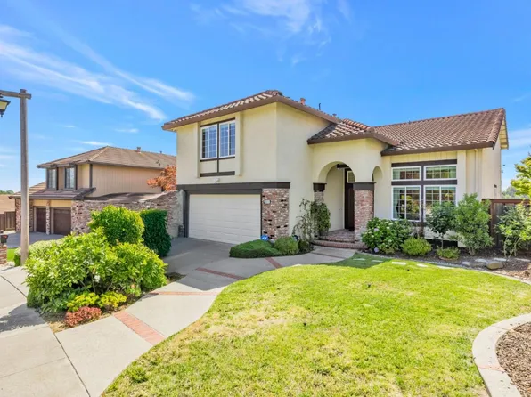 6318 Boone Dr, Castro Valley, CA 94552