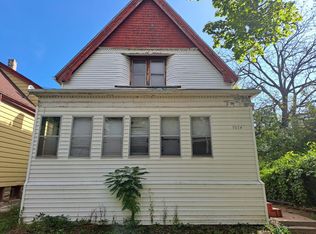 3054 N 11th St, Milwaukee, WI 53206