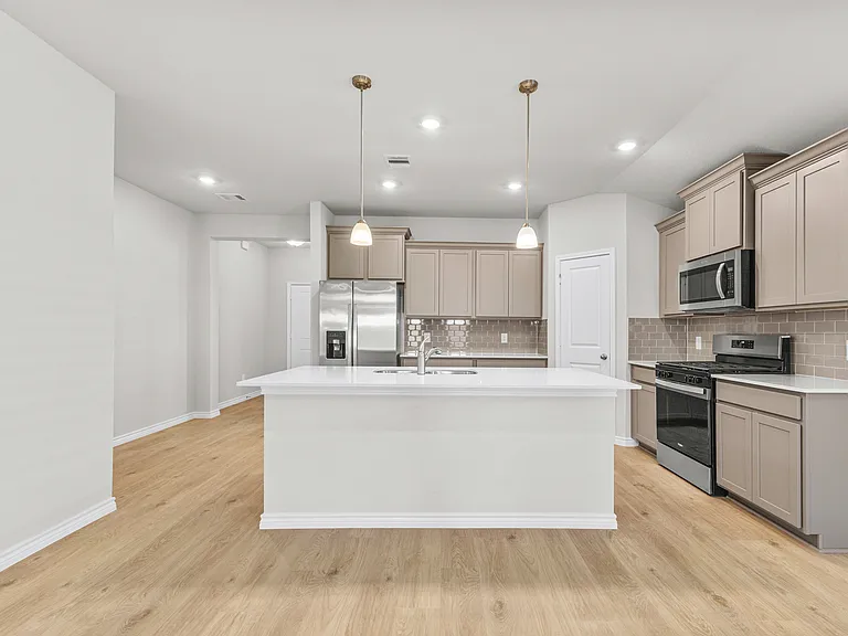 1220 Canton Dr — Photo 12