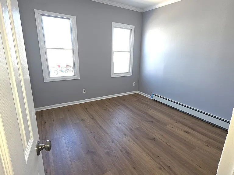 626 Eisenbrown St — Photo 6