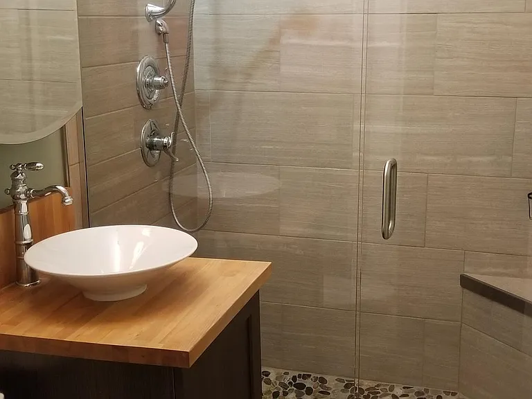 743 Fountain St NE #1 — Photo 6