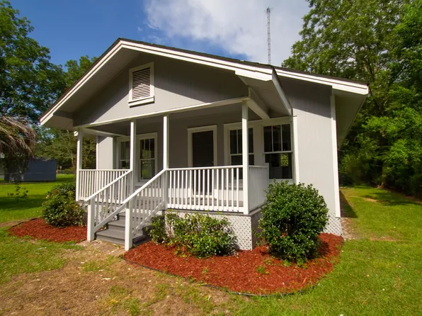 7373 Oak Dr W, Theodore, AL 36582