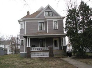504 E Walnut St, Bloomington, IL 61701