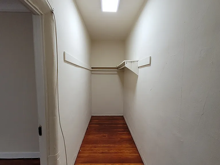 657 Cochran — Photo 24