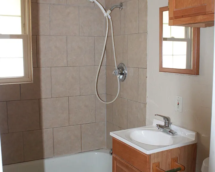 207 E Rickenbacker Dr — Photo 12