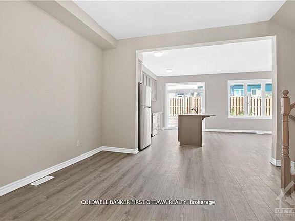 5th image of 517 Rye Grass Way