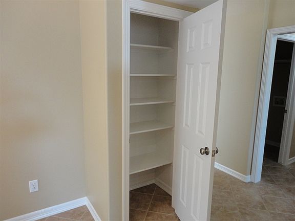5th image of 4218 Parkvista Trl