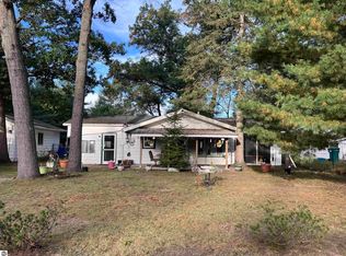 5304 Oak Dr, Alger, MI 48610