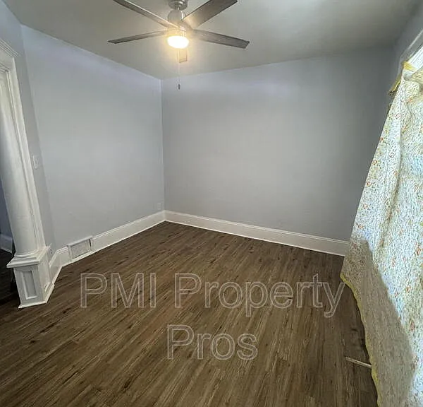 3373 N Richards St — Photo 1