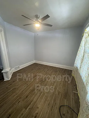 3373 N Richards St Photo 1