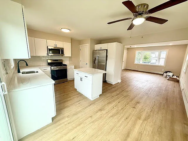 32 Cos Cob Avenue - A — Photo 4