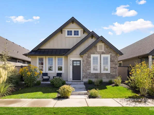 6725 W Los Flores Dr, Meridian, ID 83646