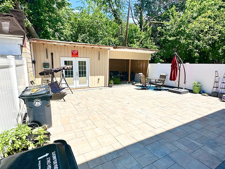 73 Rose Ter #1 — Photo 28