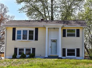 15016 Cloverdale Rd, Woodbridge, VA 22193