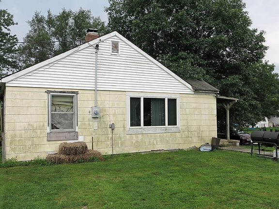 2nd image of 530 5th St