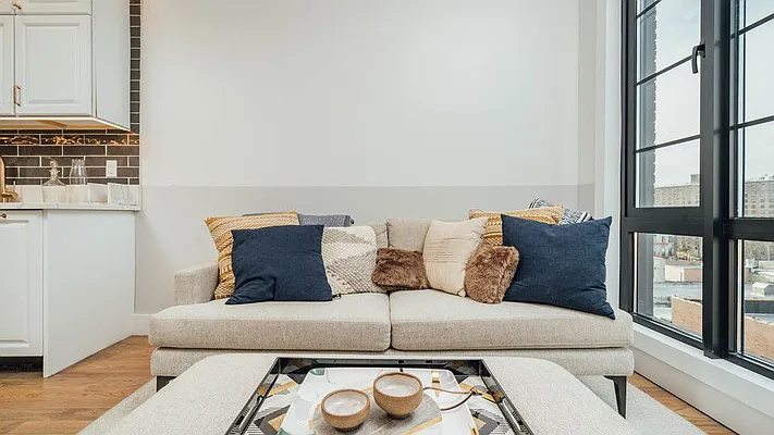 Rented by Nooklyn NYC LLC | media 40