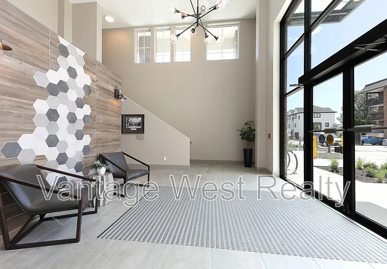 1775 Chapman Pl #Penthouse 9 — Photo 12