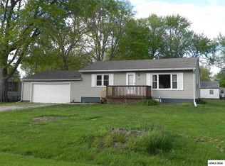 217 E Logan St, Broadwell, IL 62634