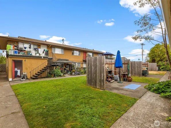 1955 Eaton Avenue, Ferndale, WA 98248