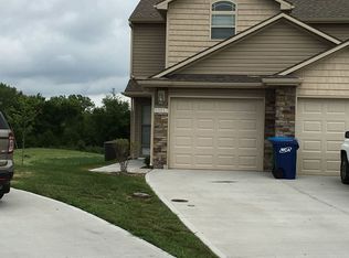 11001 Daniel Ct, Peculiar, MO 64078