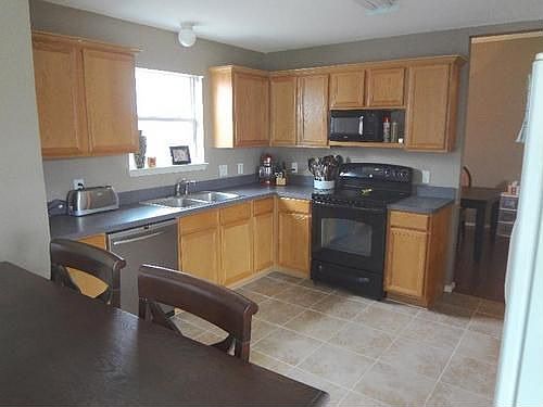 4th image of 933 La Sierra Dr