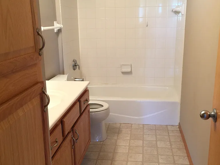 9010 Marsh Run St — Photo 7