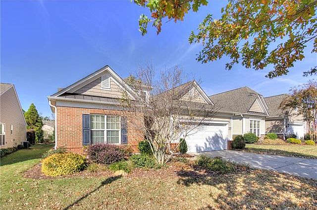 1st image of 23101 Kingfisher Dr