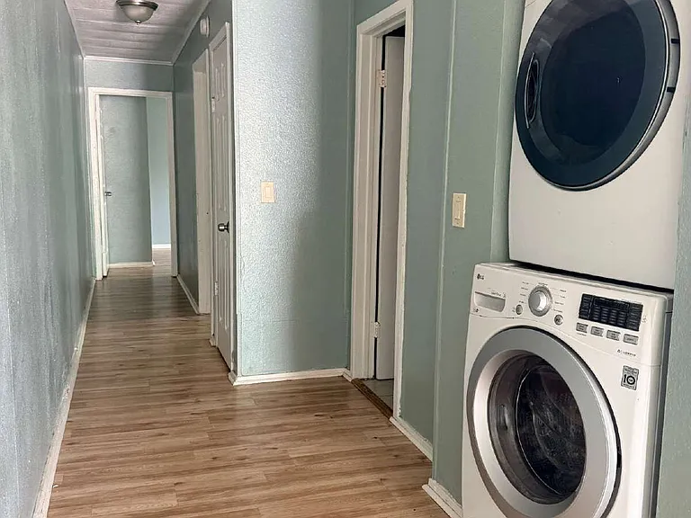 1410 Avant Ave #2 — Photo 11