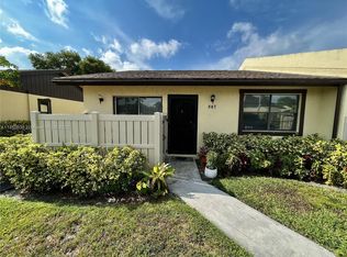 587 Banks Rd, Pompano Beach, FL 33063